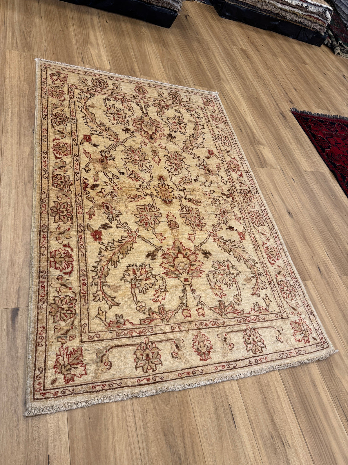 Chobi Rug - 181 cm x 120 cm