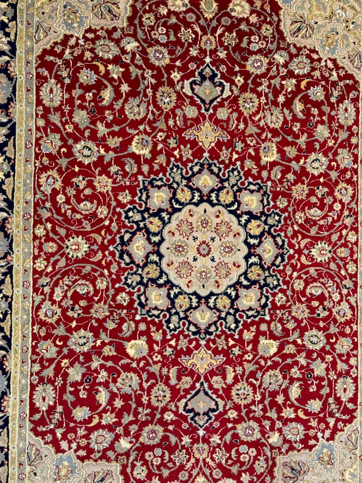 Kashan Rug - 284 cm x 184 cm