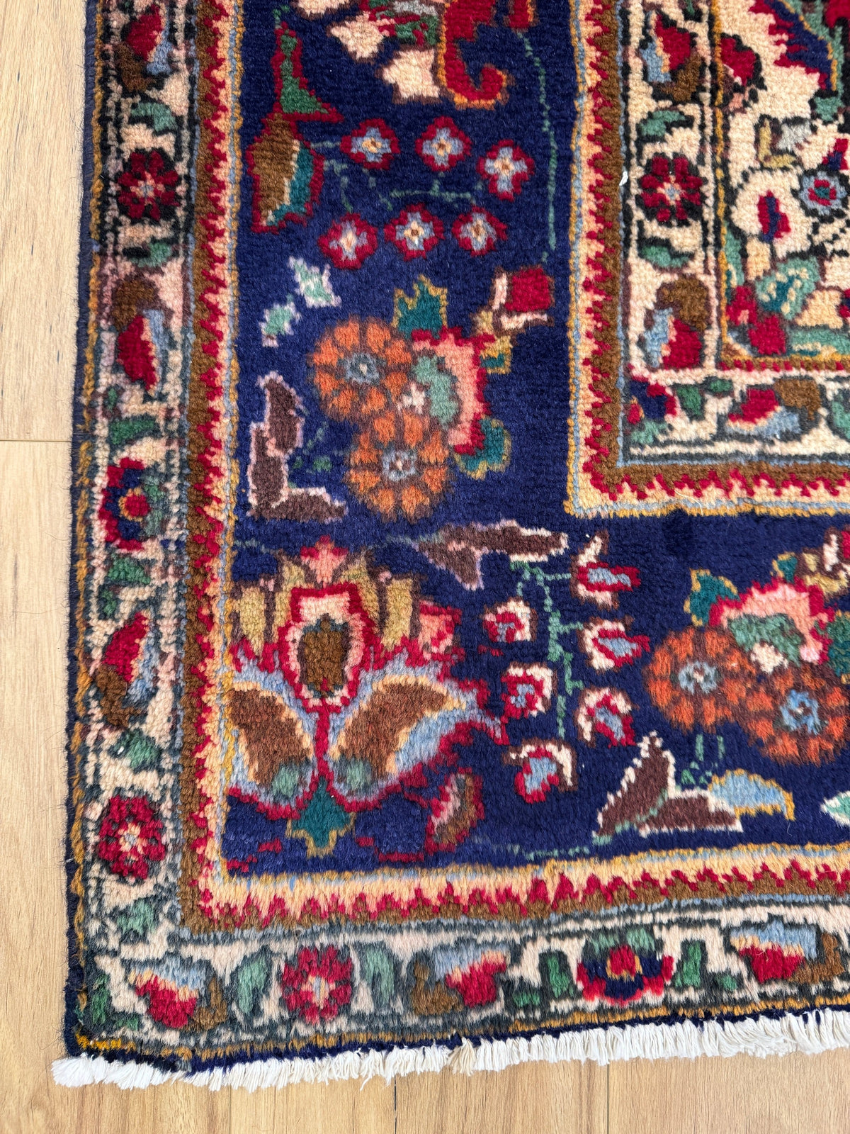 Tabriz Rug - 303 cm x 196 cm
