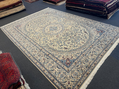 Nain Rug (Habibian) - 385 cm x 273 cm