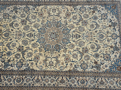 Nain Rug - 365 cm x 250 cm