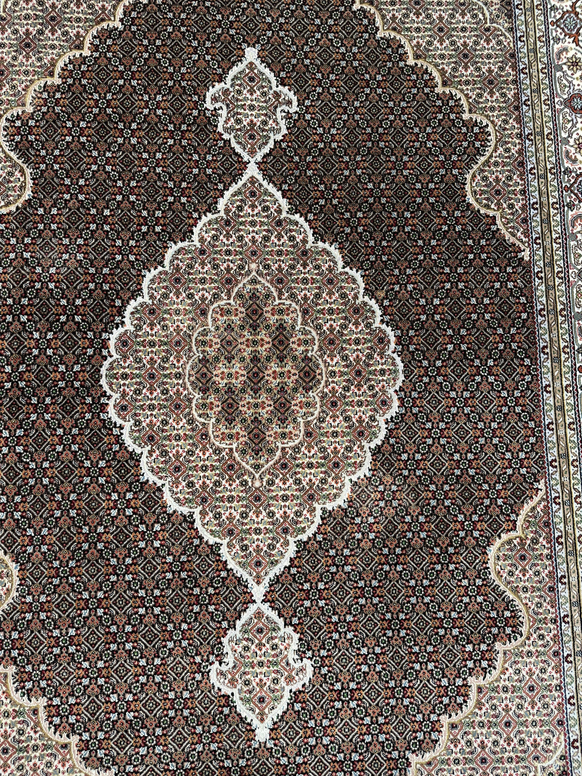Mahi Tabriz Rug - 300 cm x 205 cm