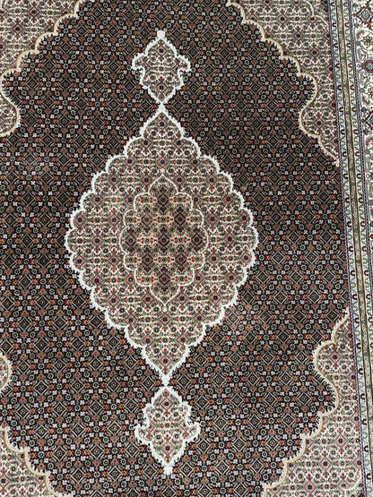 Mahi Tabriz Rug - 300 cm x 205 cm