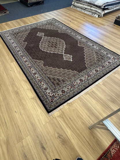 Mahi Tabriz Rug - 300 cm x 205 cm
