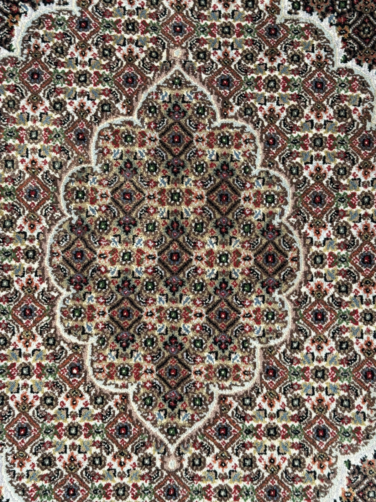 Mahi Tabriz Rug - 300 cm x 205 cm