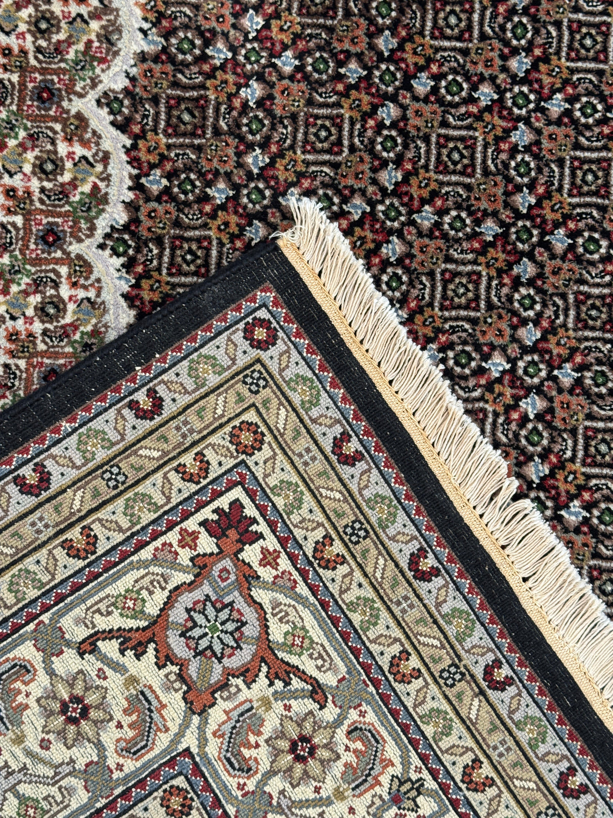 Mahi Tabriz Rug - 300 cm x 205 cm