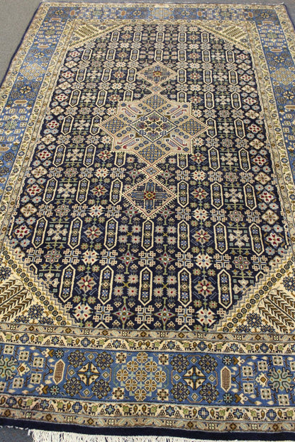 Yazd Rug - 315 cm x 205 cm