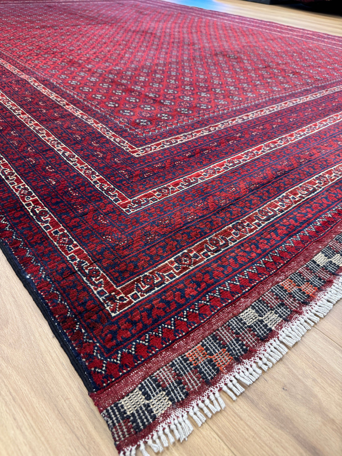 Roshnai Rug - 340 cm x 248 cm