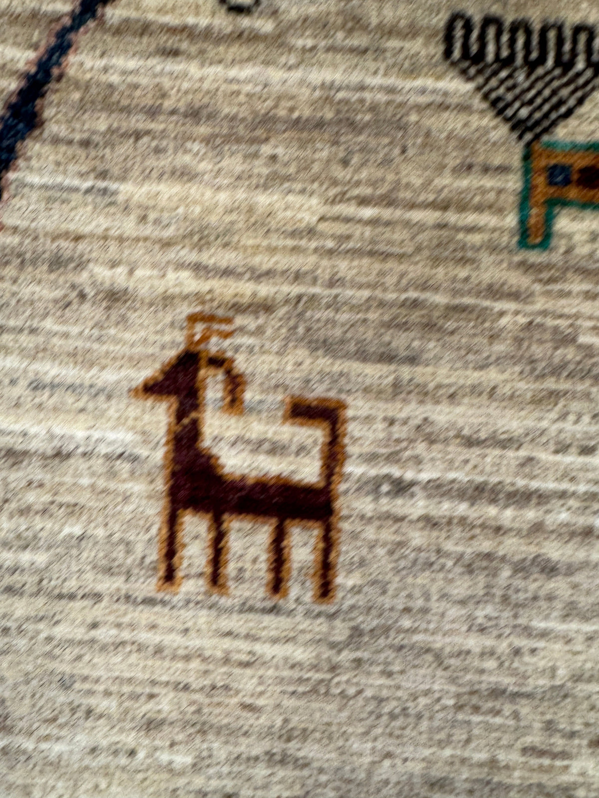 Sultani Rug - 252 cm x 174 cm