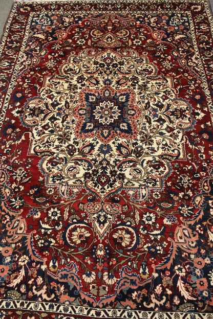 Bakhtiari Rug - 315 cm x 203 cm