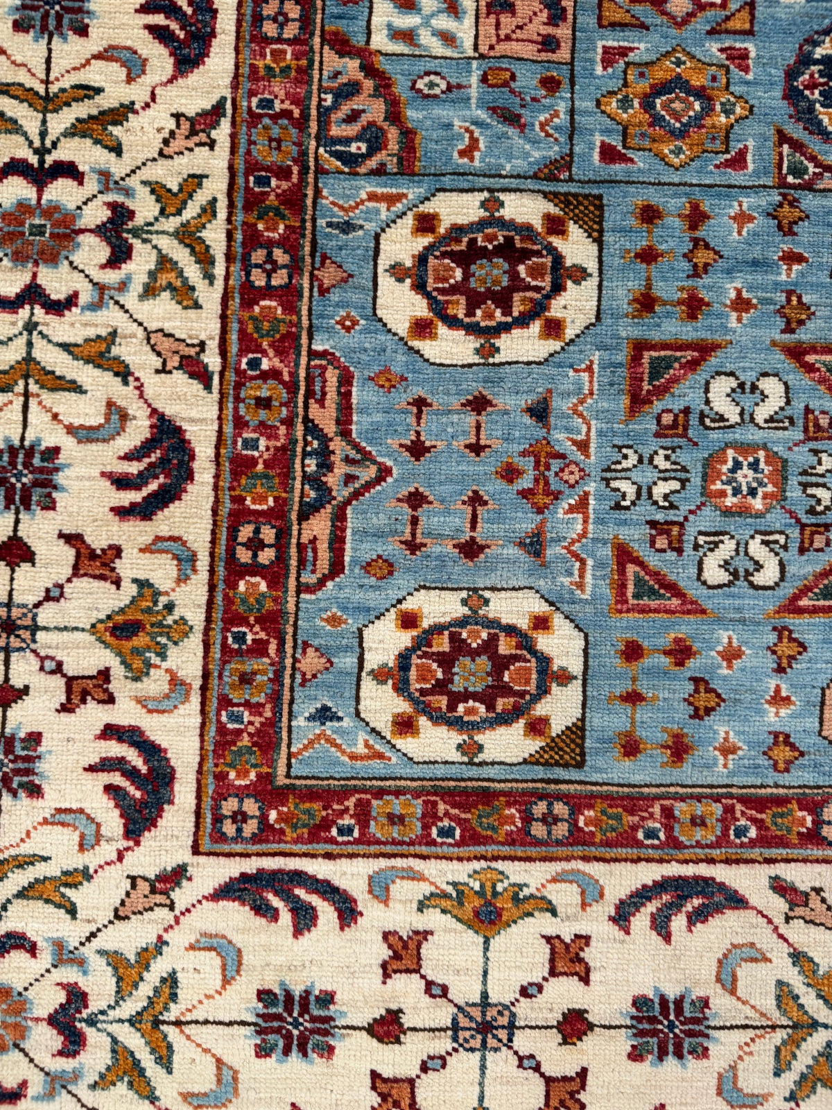 Mamluk Rug - 235 cm x 177 cm
