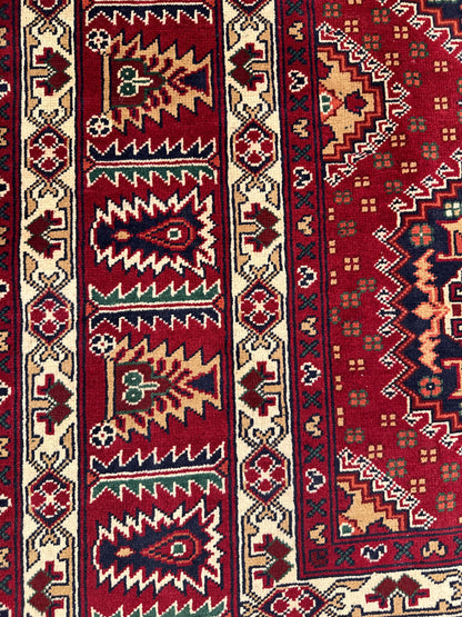 Karghai Rug - 298 cm x 191 cm