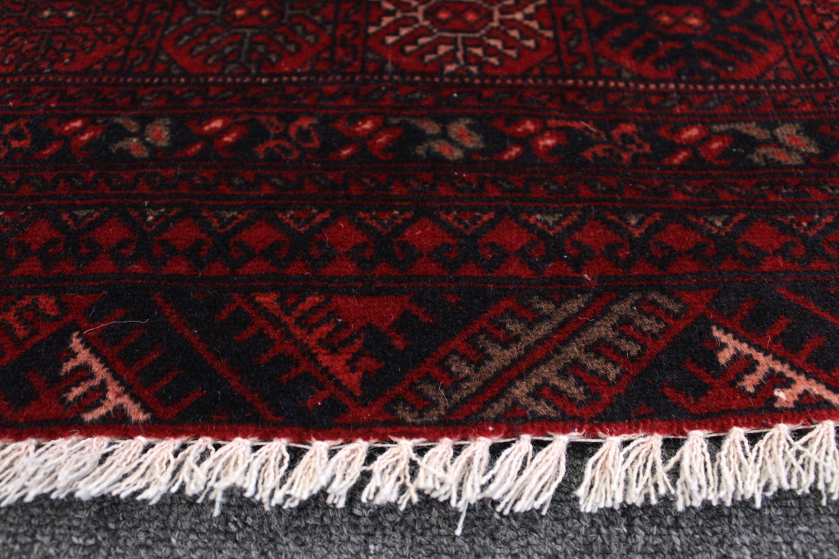Roshnai Rug - 282 cm x 81 cm