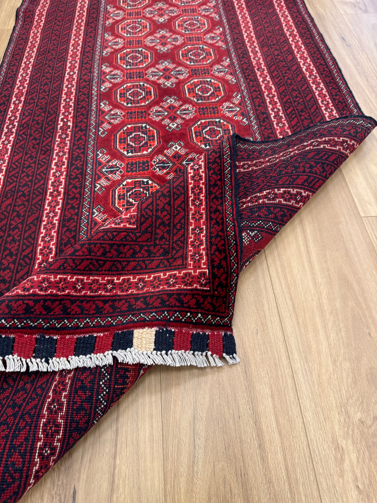 Roshnai Rug - 290 cm x 86 cm