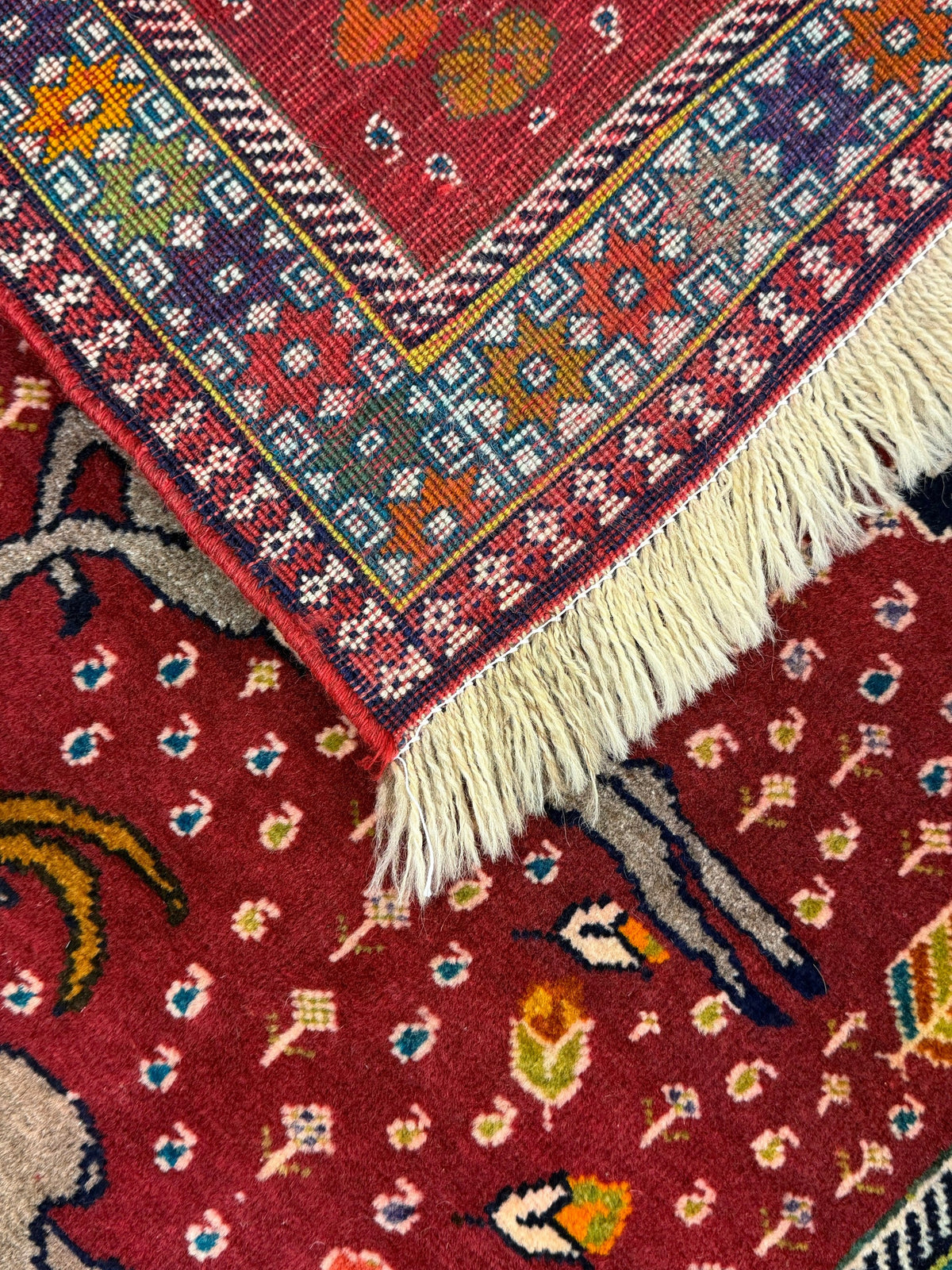 Shiraz Rug (Pictorial) - 118 cm x 195 cm
