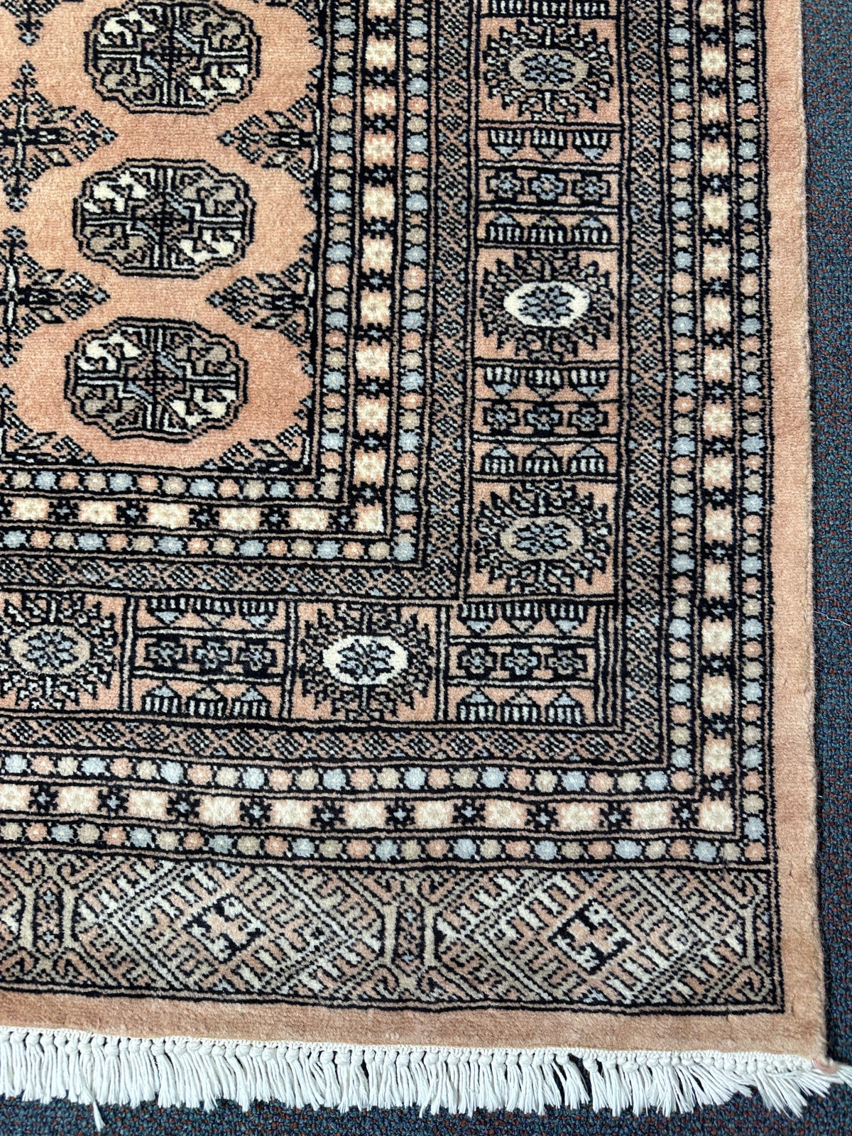 Bokhara Rug - 240 cm x 157 cm