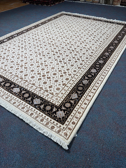 Herati Rug - 247 cm x 171 cm