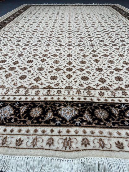 Herati Rug - 247 cm x 171 cm