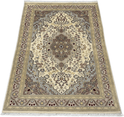 Kashmiri Rug - 184 cm x 119 cm