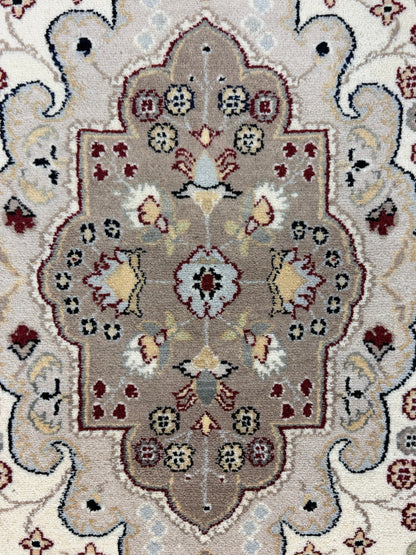 Kashmiri Rug - 184 cm x 119 cm