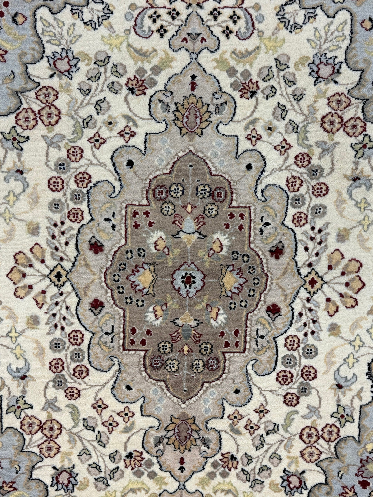 Kashmiri Rug - 184 cm x 119 cm