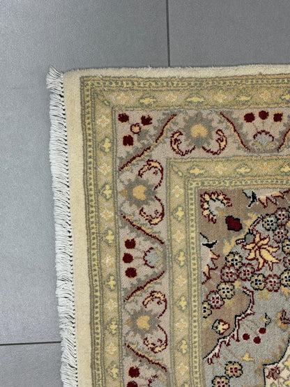Kashmiri Rug - 184 cm x 119 cm