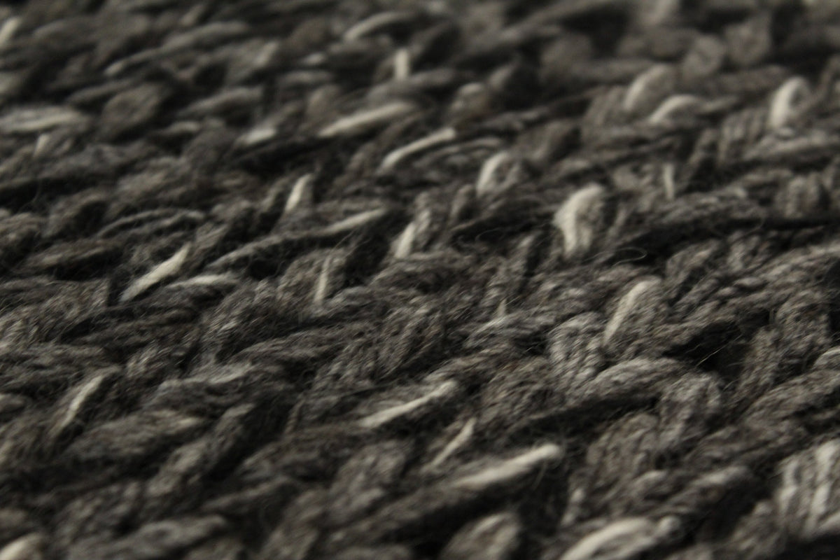 Indian Handwoven Rug - 233 cm x 131 cm