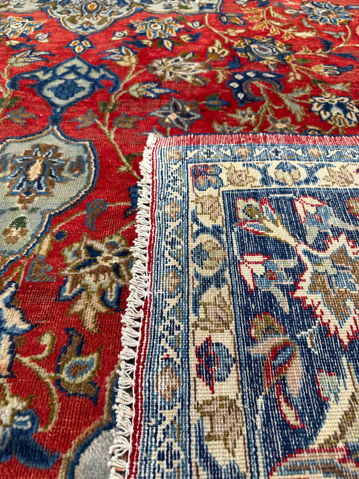 Isfahan Rug (Vintage/Antique) - 325 cm x 211 cm