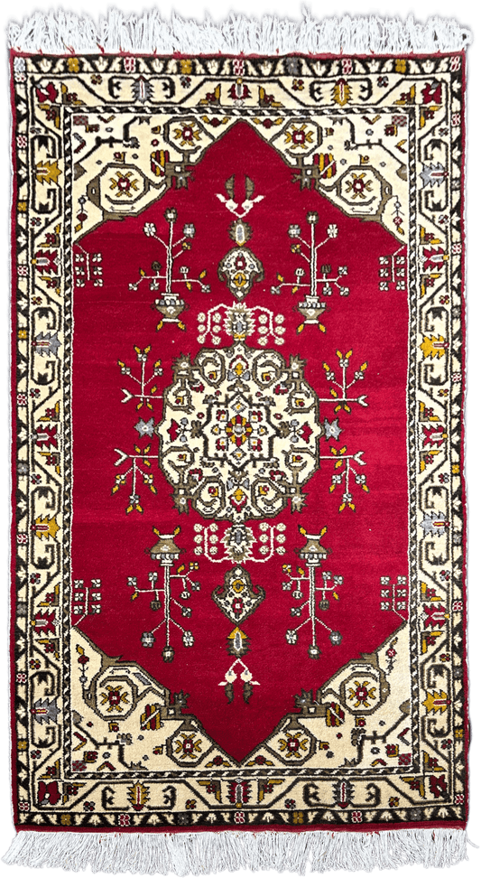Turkish Rug - 277 cm x 152 cm