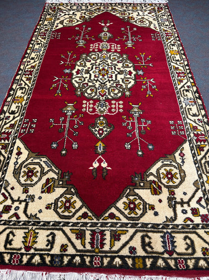 Turkish Rug - 277 cm x 152 cm