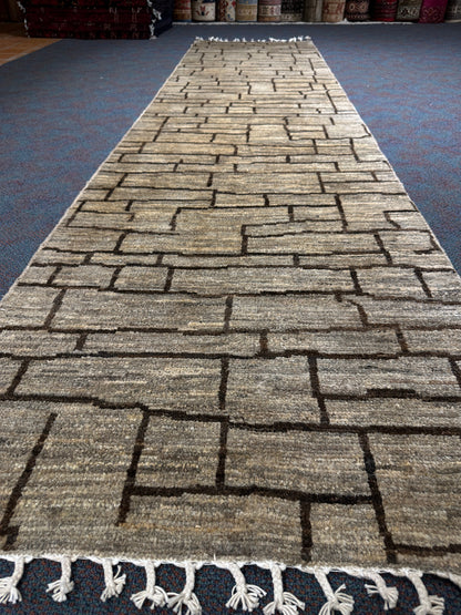 Moroccan Runner - 351 cm x 86 cm