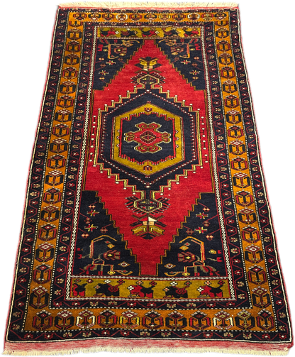 Turkish Rug - 266 cm x 137 cm