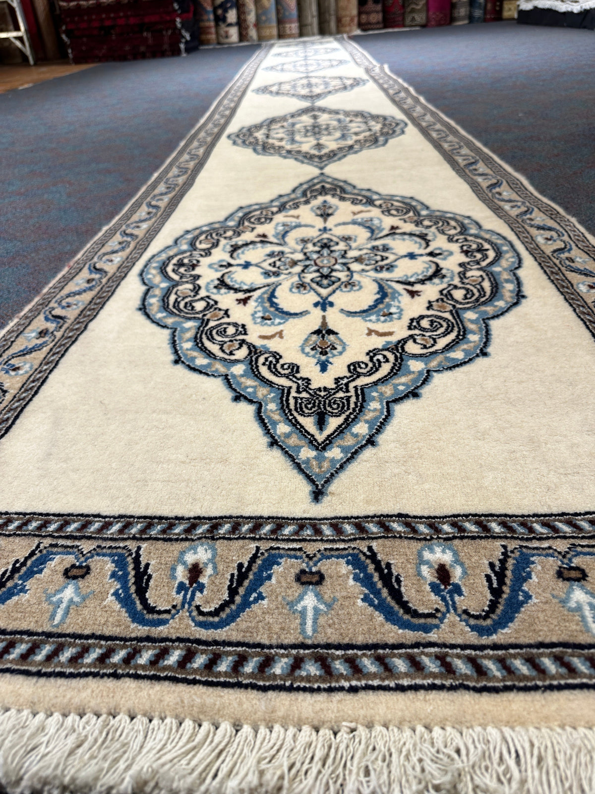 Nain Runner - 620 cm x 76 cm