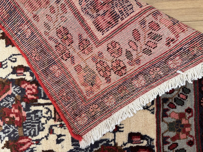 Gharajeh Rug - 242 cm x 173 cm
