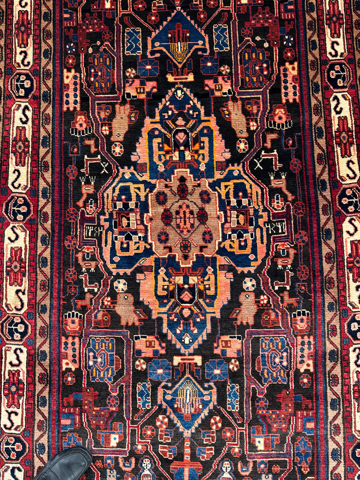 Bakhtiari Rug - 270 cm x 150 cm