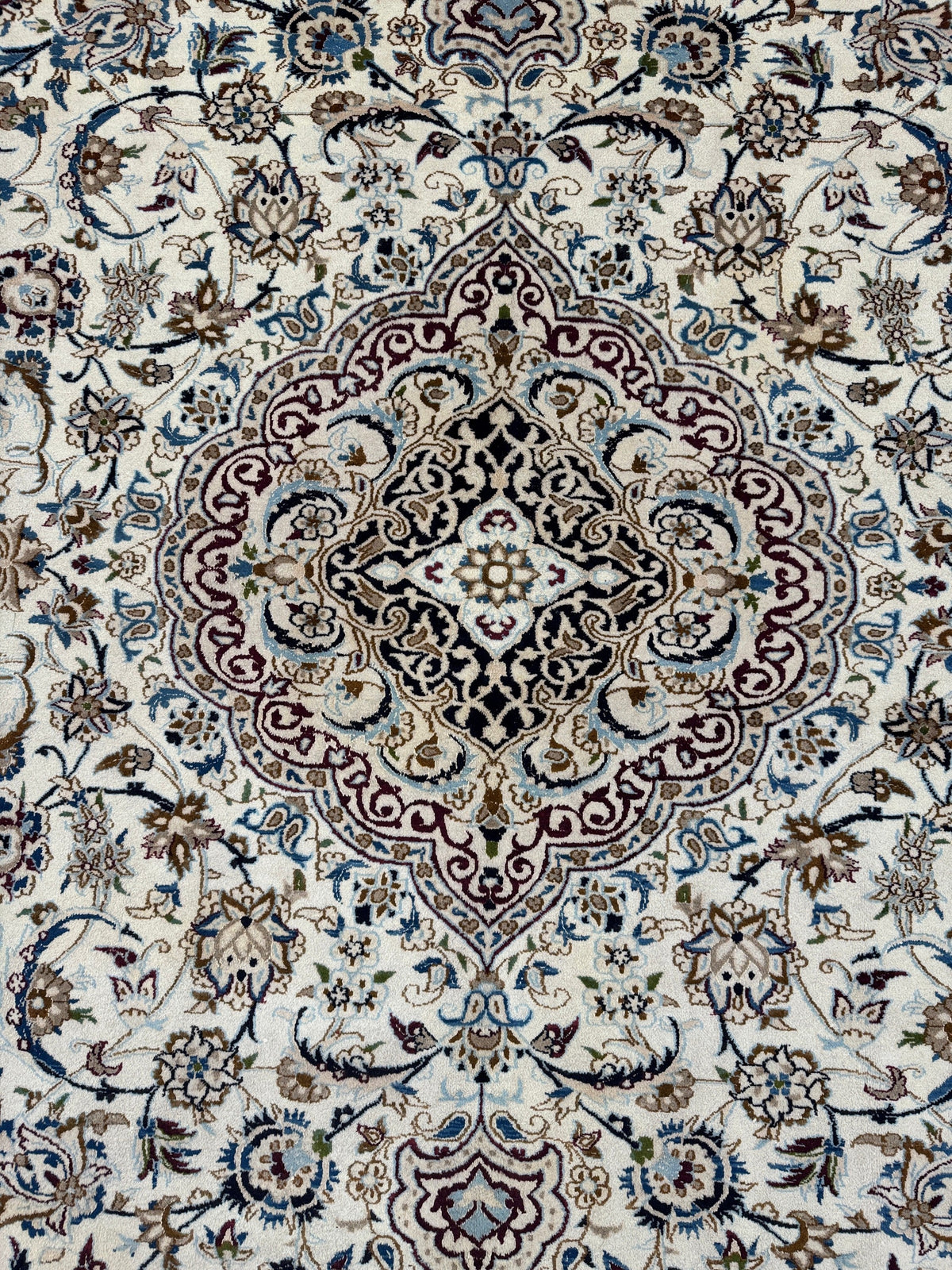 Nain Rug - 405 cm x 295 cm
