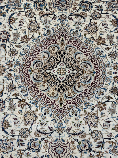 Nain Rug - 405 cm x 295 cm