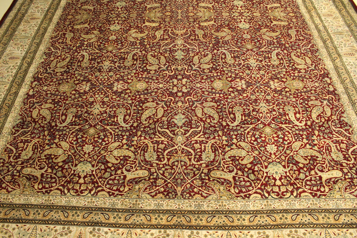 Kashmiri Rug - 428 cm x 307 cm