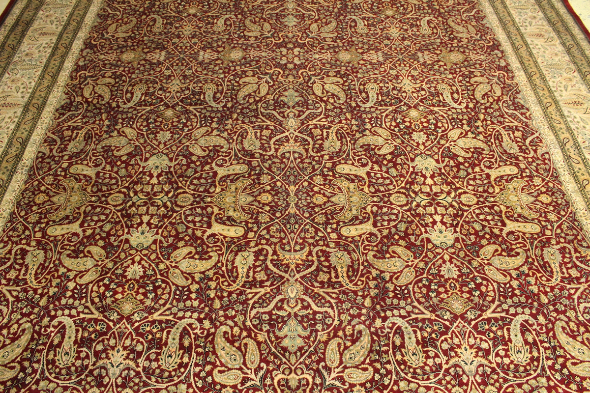 Kashmiri Rug - 428 cm x 307 cm
