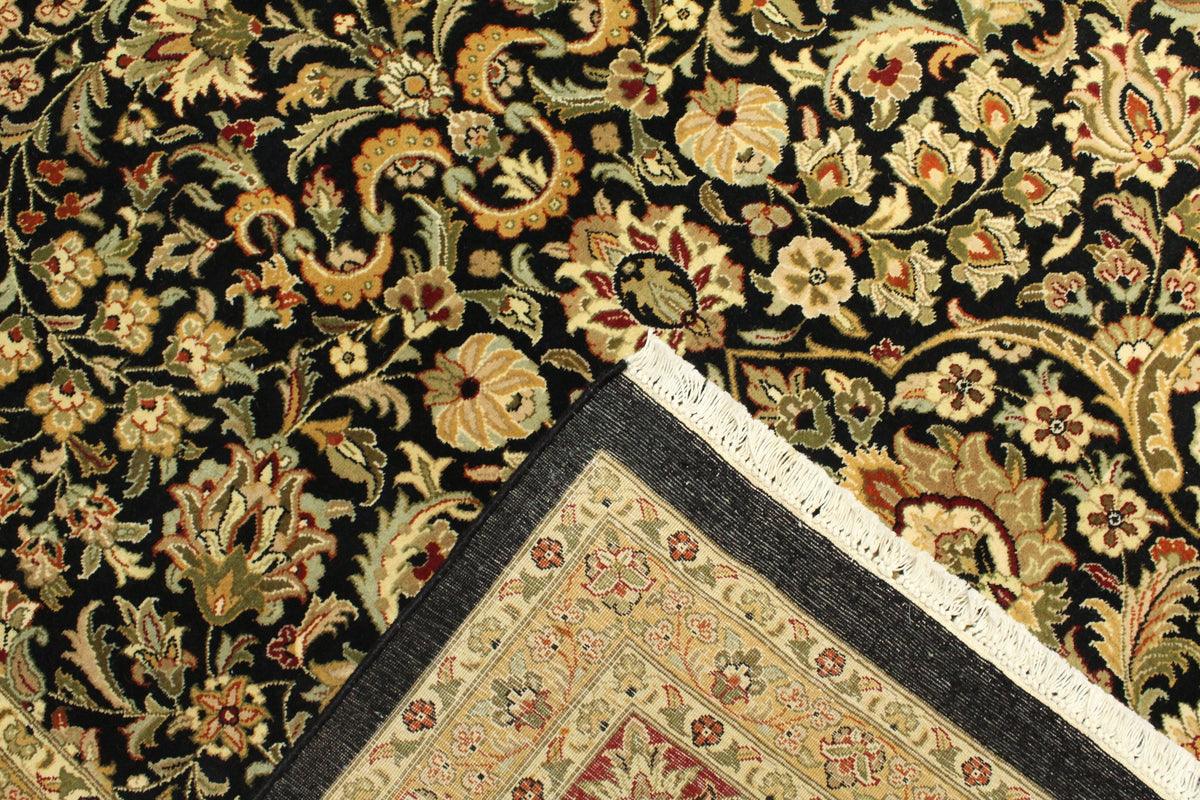 Kashmiri Rug - 370 cm x 278 cm