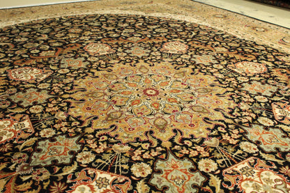 Kashmiri Rug - 379 cm x 272 cm