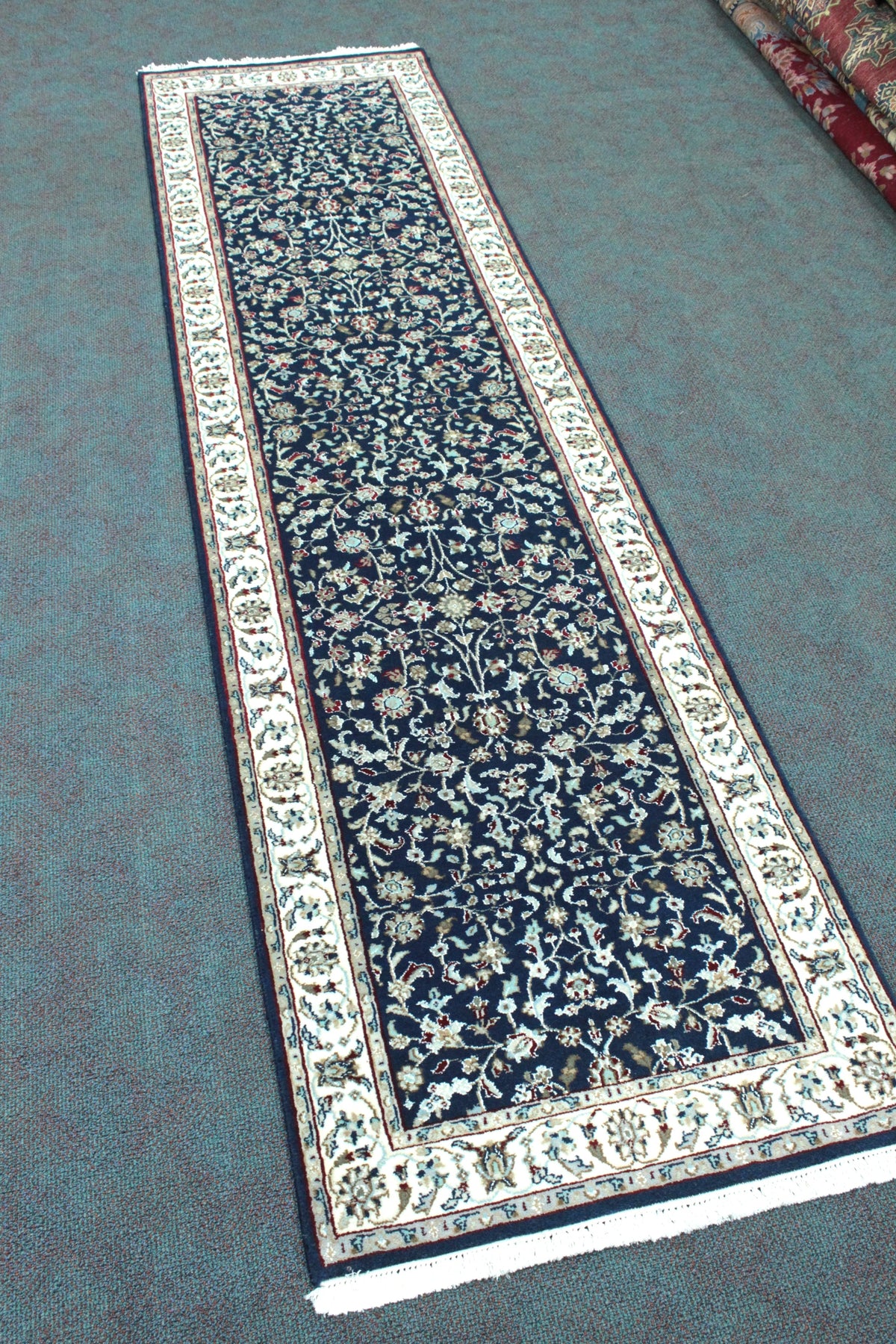 Nain Rug  - 309 cm x 80 cm