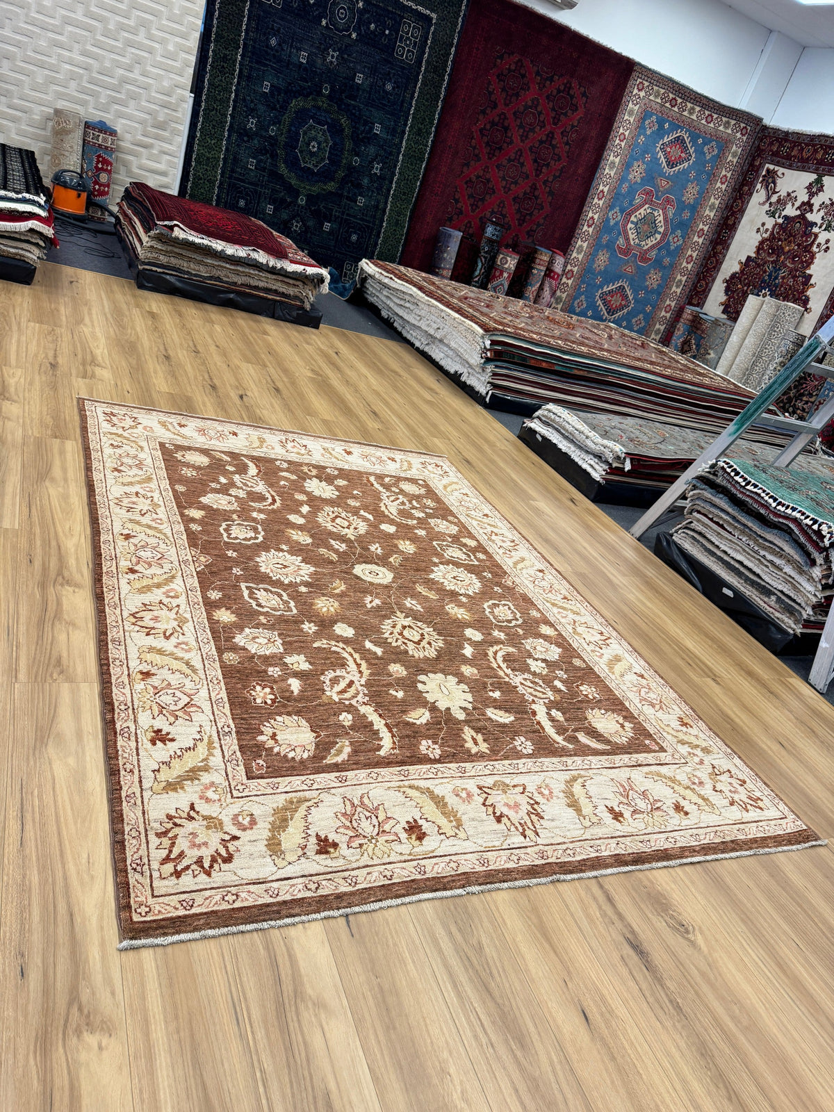 Chobi Rug - 272 cm x 193 cm