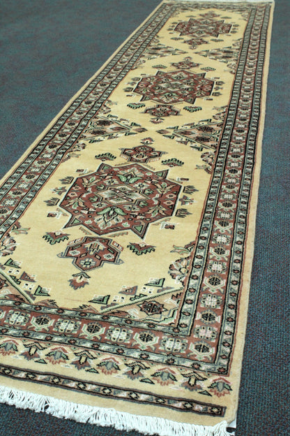 Jaldar Rug  - 324 cm x 81 cm