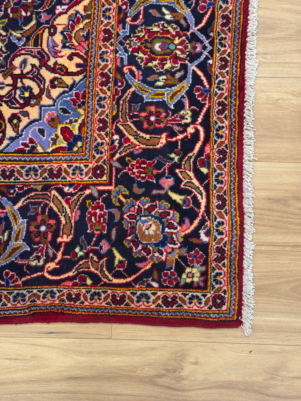 Kashmar Rug - 302 cm x 200 cm