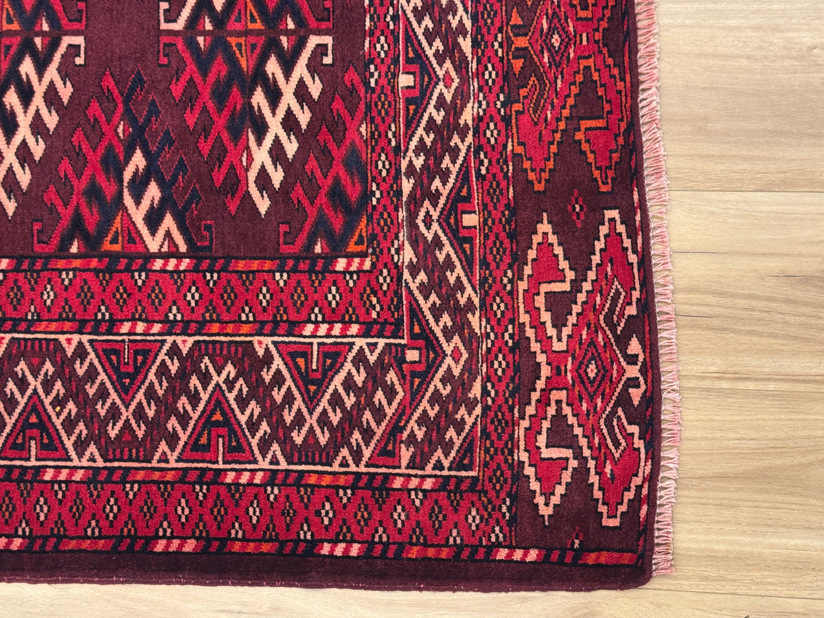Turkoman Rug - 305 cm x 212 cm