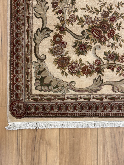 Kashmiri Rug - 275 cm x 182 cm