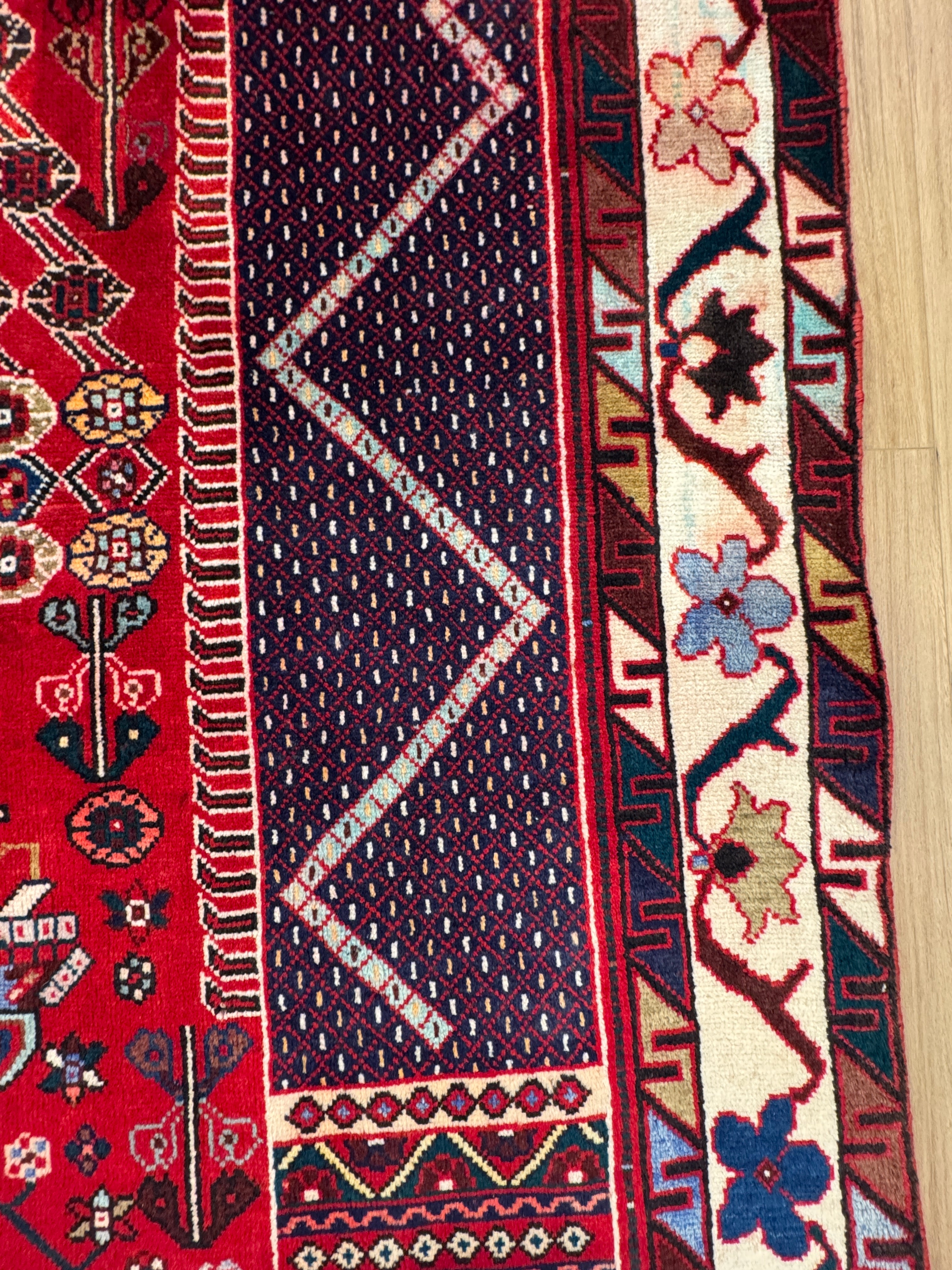 Abadeh Rug - 312 cm x 205 cm