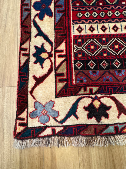 Abadeh Rug - 312 cm x 205 cm