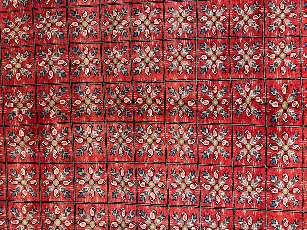 Sarouk Rug - 314 cm x 208 cm